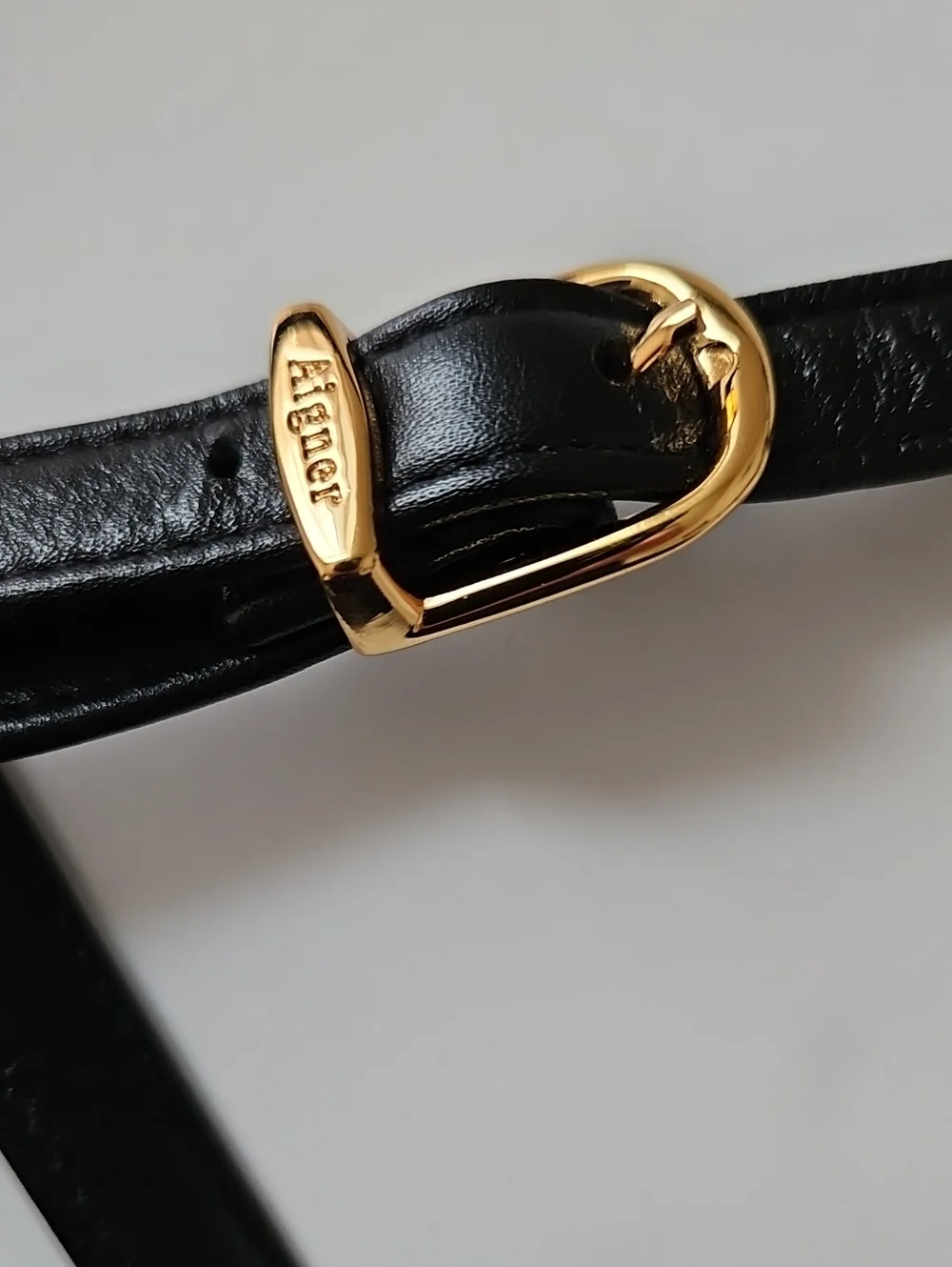 Etienne Aigner NWT Black Leather Shoulder Bag Goldtone Hardware - Picture 3 of 11